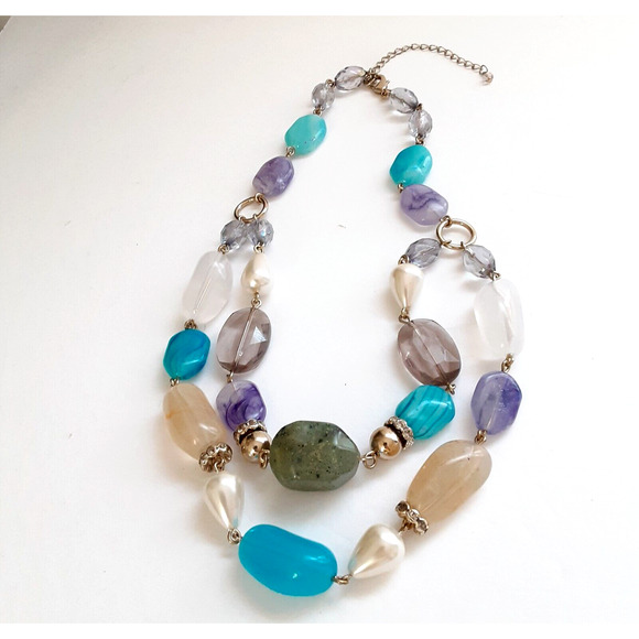 Vintage Avon Double Strand Mult-color Bead Necklace Marked NWT - Picture 3 of 6